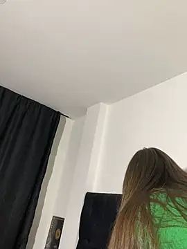 Snapshot of cheryl_cc chatting on 02/25/25, 01:30 cheryl cc online show from 02/25/25, 01:30