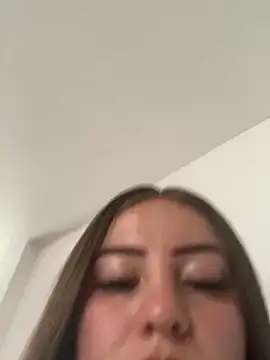 Snapshot of cheryl_cc chatting on 02/27/25, 07:04 cheryl cc online show from 02/27/25, 07:04