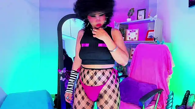 Snapshot of kuromi69 chatting on 09/26/25, 05:44 kuromi69 online show from 09/26/25, 05:44