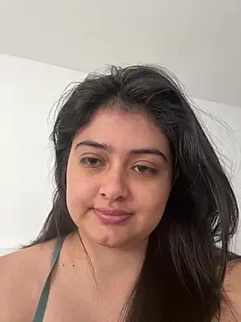 Stephania 18 online show from 01/08/25, 12:05