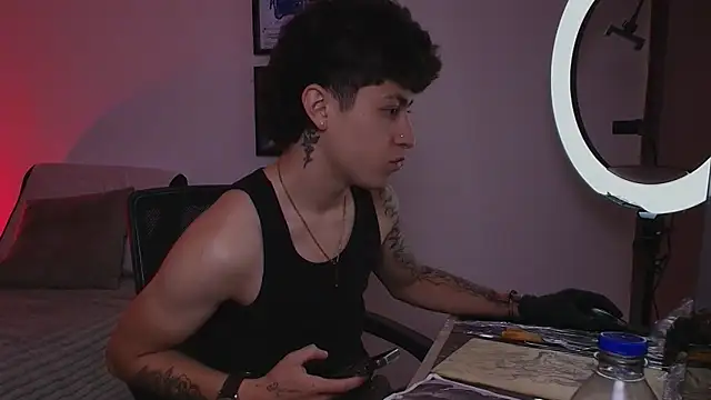 Snapshot of Ares_Dickson chatting on 09/14/25, 06:40 Ares Dickson online show from 09/14/25, 06:40