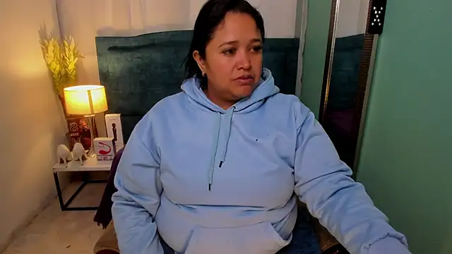 Busty Juicy online show from 01/20/25, 11:35