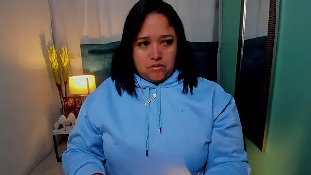 Busty Juicy online show from 02/10/25, 11:25