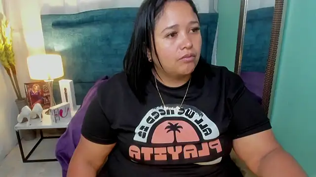 Busty Juicy online show from 02/13/25, 11:28