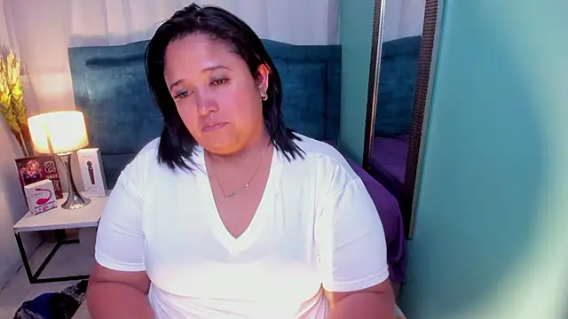 Busty Juicy online show from 03/07/25, 06:22