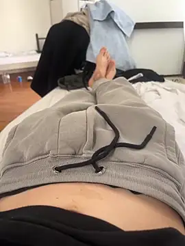 Snapshot of dedewr chatting on 11/02/25, 01:13 dedewr online show from 11/02/25, 01:13