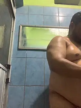 Snapshot of ThickD619 chatting on 10/01/25, 05:02 ThickD619 online show from 10/01/25, 05:02