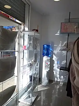 GatitaXD27 online show from 11/26/25, 10:05