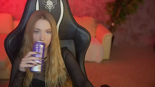 Linda054 online show from 09/19/25, 12:02