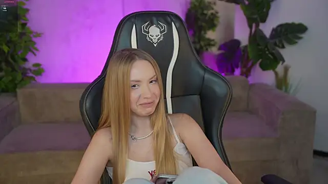 Linda054 online show from 09/26/25, 12:36