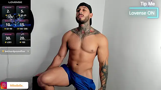 Snapshot of mike_belle chatting on 12/05/25, 05:53 mike belle online show from 12/05/25, 05:53