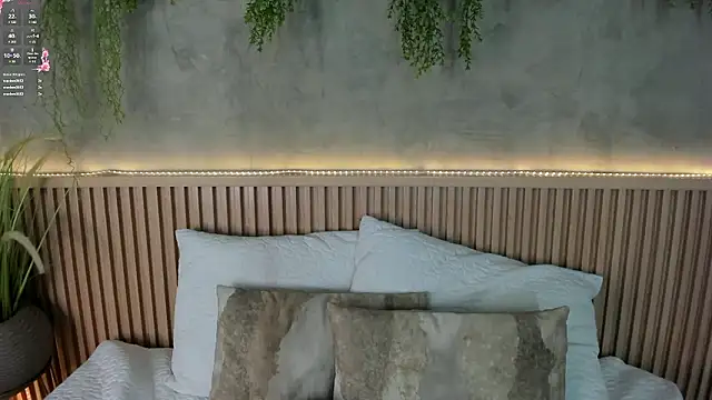 Lana Lann online show from 12/02/24, 04:53