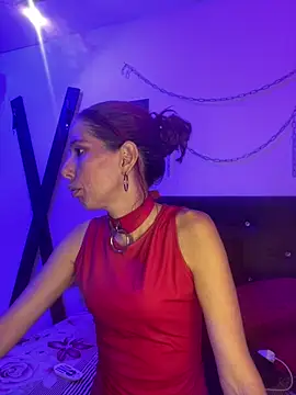 Little Naughtty online show from 05/06/26, 02:00