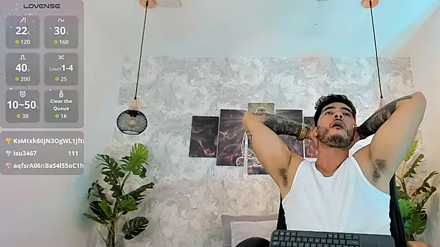 Snapshot of Nate_franco chatting on 04/15/26, 04:14 Nate franco online show from 04/15/26, 04:14