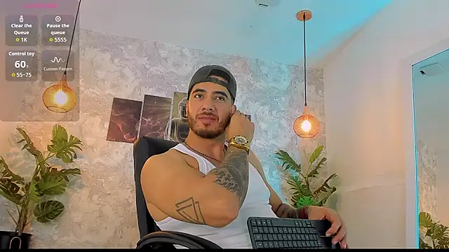 Snapshot of Nate_franco chatting on 06/04/26, 04:07 Nate franco online show from 06/04/26, 04:07