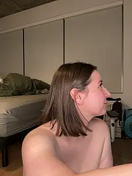 Snapshot of nerdynina chatting on 01/16/25, 03:34 nerdynina online show from 01/16/25, 03:34