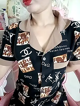    Erin    online show from 01/07/25, 02:42