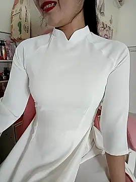    Erin    online show from 02/06/25, 02:58