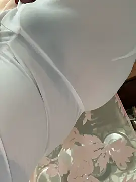    Erin    online show from 07/28/26, 03:46