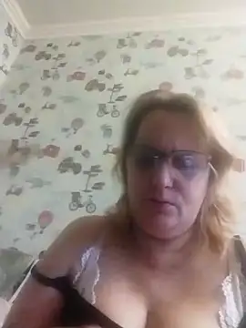 Forest-Lady online show from 10/25/25, 11:40