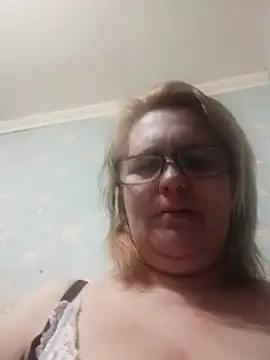 Forest-Lady online show from 11/20/25, 07:30