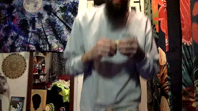 Snapshot of Robriguezxxx chatting on 11/29/25, 06:05 Robriguezxxx online show from 11/29/25, 06:05