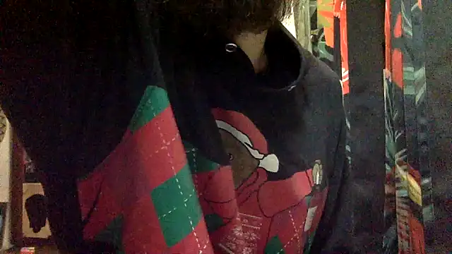 Snapshot of Robriguezxxx chatting on 12/01/25, 06:29 Robriguezxxx online show from 12/01/25, 06:29