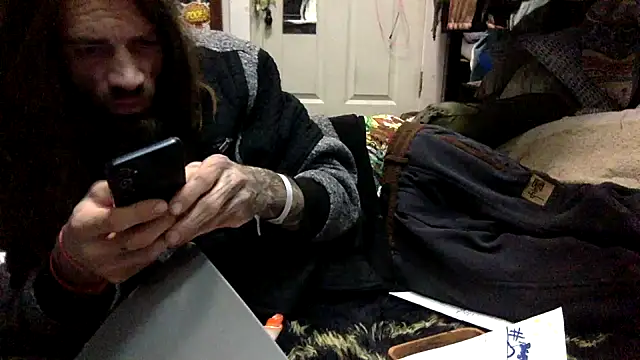 Snapshot of Robriguezxxx chatting on 12/14/25, 05:35 Robriguezxxx online show from 12/14/25, 05:35