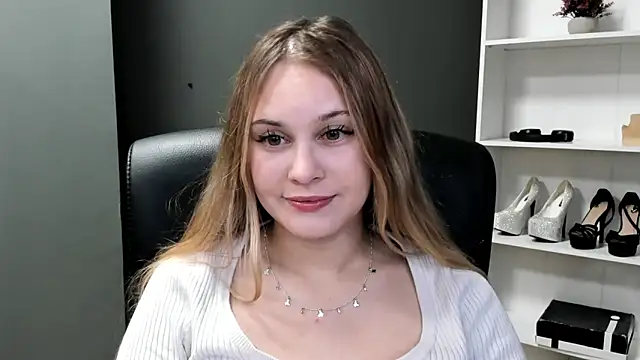 kitty valeria online show from 05/18/26, 08:47