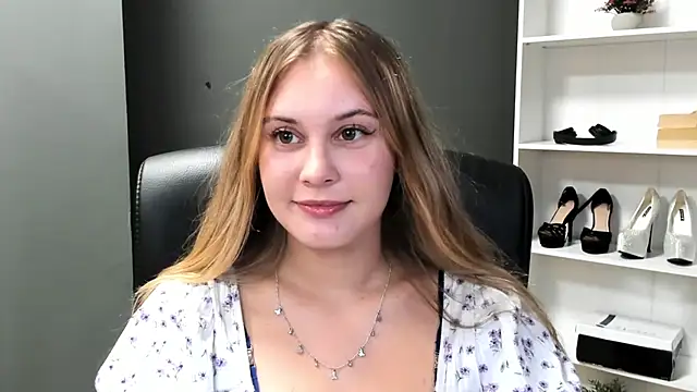 kitty valeria online show from 07/13/26, 08:55