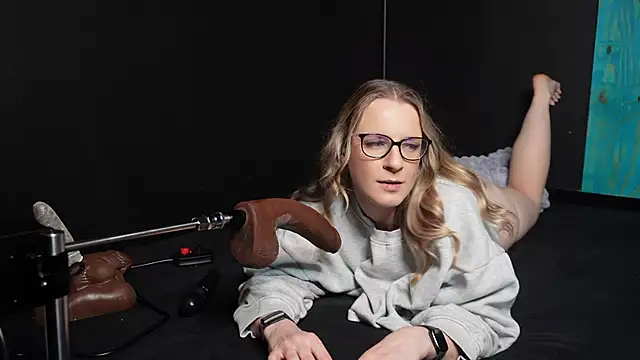 little princess92 online show from 10/15/25, 10:26