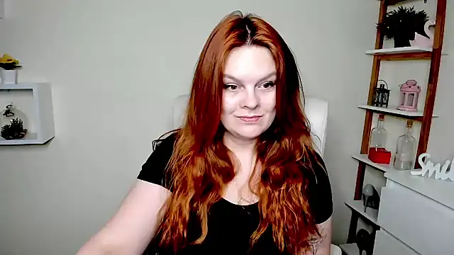 Snapshot of teaseDiana chatting on 06/15/26, 05:53 teaseDiana online show from 06/15/26, 05:53