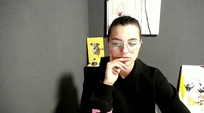 lady olivia  online show from 02/10/25, 04:58