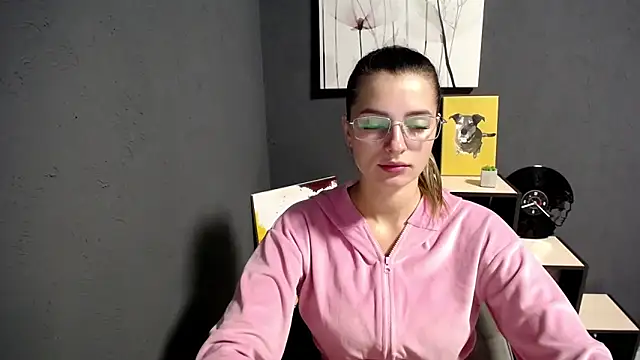 lady olivia  online show from 09/16/25, 03:35