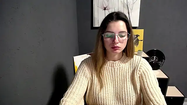 lady olivia  online show from 12/17/25, 01:28
