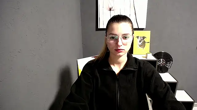 lady olivia  online show from 12/18/25, 01:17