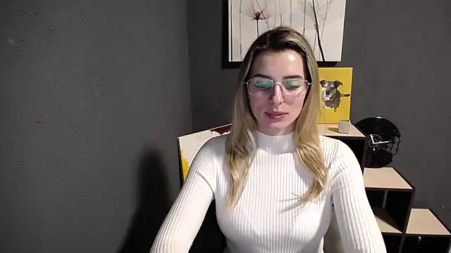 lady olivia  online show from 02/11/26, 03:28