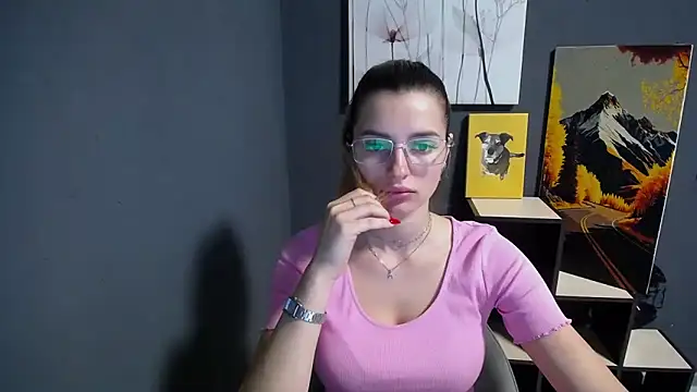 lady olivia  online show from 06/12/26, 01:21