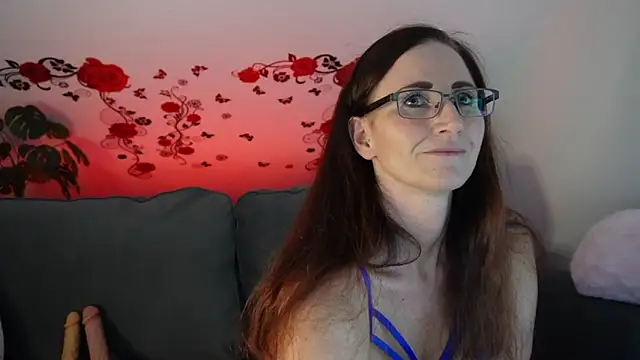 NadjaNeah online show from 09/09/25, 06:07