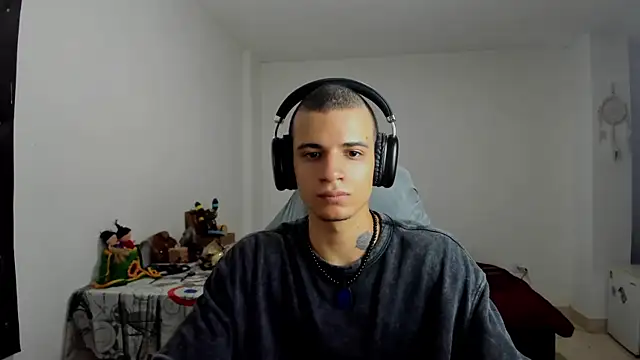 Balo lovers online show from 03/12/25, 04:02