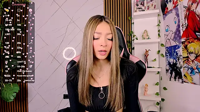 Victoria Adams14 online show from 01/05/25, 12:10
