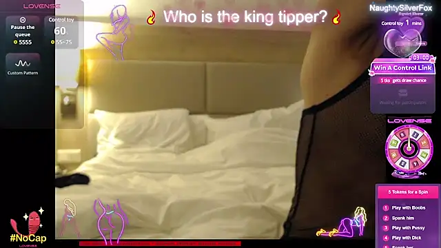 Snapshot of NaughtySilverFox chatting on 01/21/25, 05:20 NaughtySilverFox online show from 01/21/25, 05:20