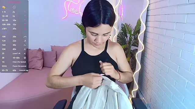 Chiara tay online show from 03/11/25, 04:21