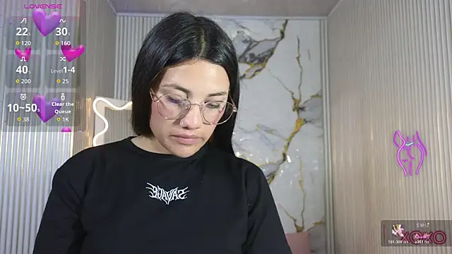 Chiara tay online show from 04/14/26, 08:26