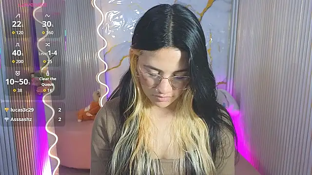 Chiara tay online show from 04/23/26, 07:16