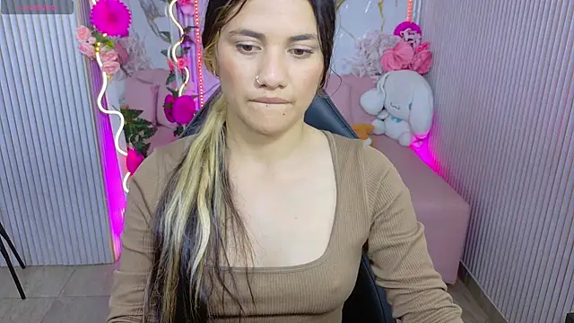 Chiara tay online show from 06/02/26, 07:16