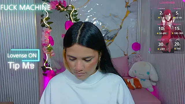 Chiara tay online show from 06/10/26, 07:35