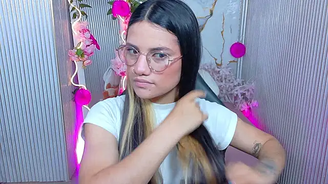 Chiara tay online show from 06/23/26, 11:41