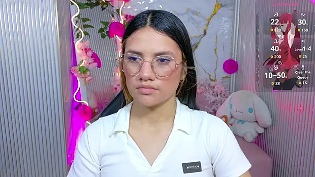 Chiara tay online show from 06/25/26, 11:37