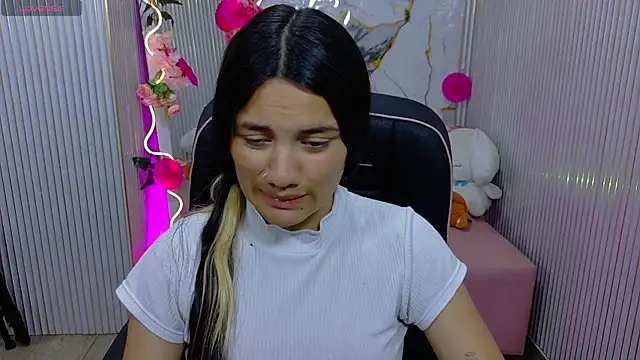Chiara tay online show from 07/14/26, 08:03